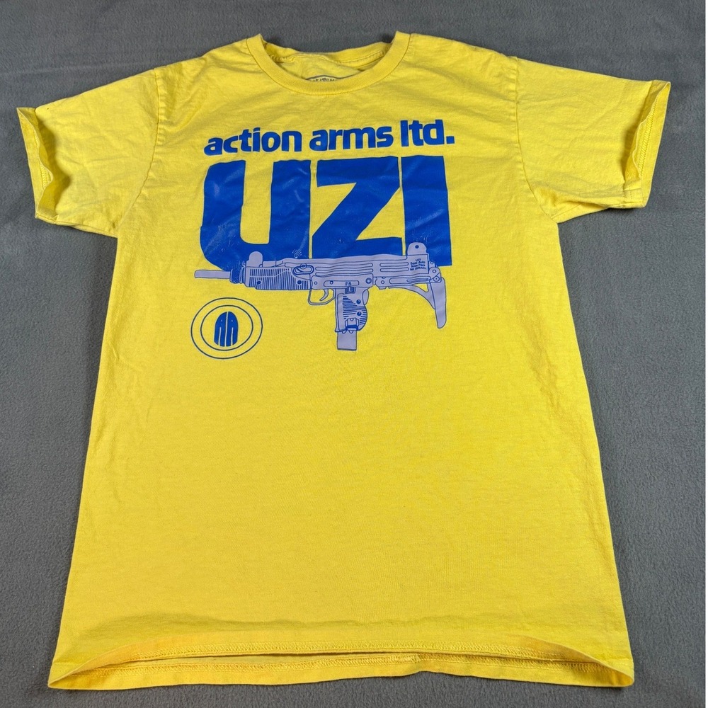 Rolling Death Maui Action Arms Ltd UZI Graphic T-Shirt Yellow Small Mens